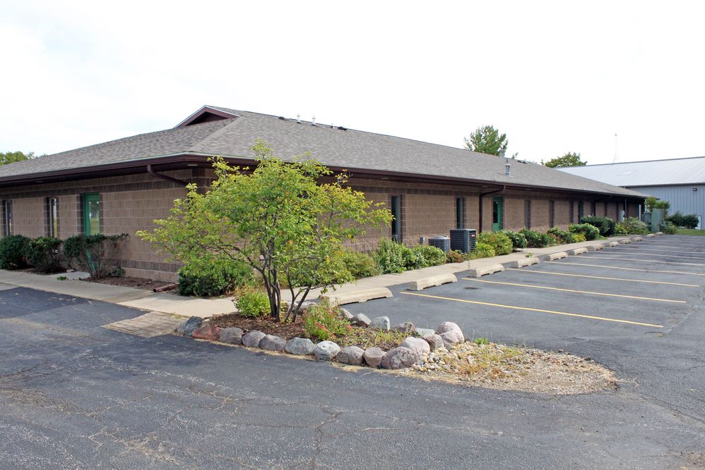 7615 N Harker Dr, Peoria, IL 61615